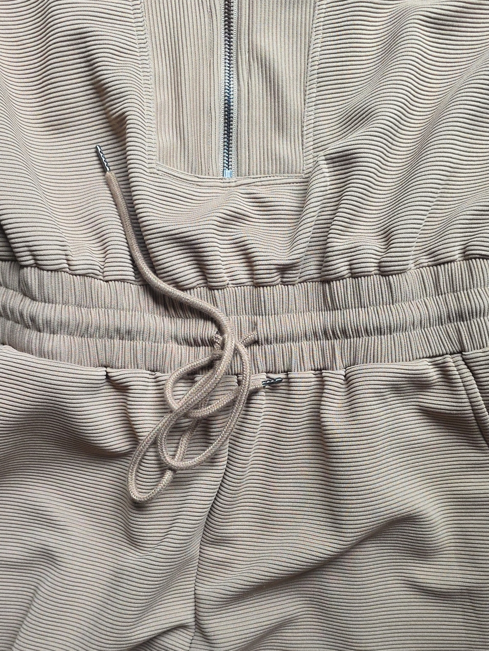 ENTRO Romper - Picture 5 of 6